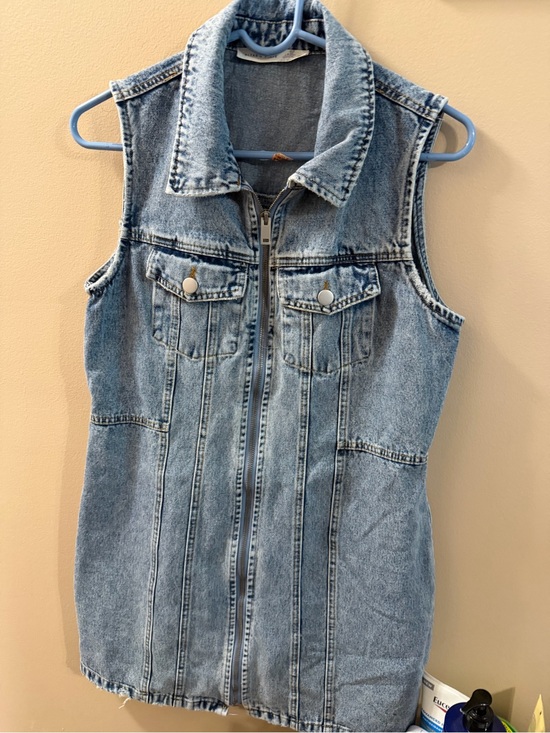 Altar'd State Dresses & Skirts - Altar’d State Sleeveless Light Wash Denim Zip-Front Dress size XL